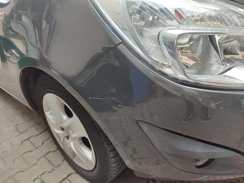 Gebraucht Opel Meriva Edition 120 PS (88 kW) 2012 Van / Kleinbus