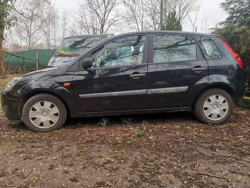 Gebraucht Ford Fiesta Style 80 PS (58 kW) 2007 Schwarz Kleinwagen