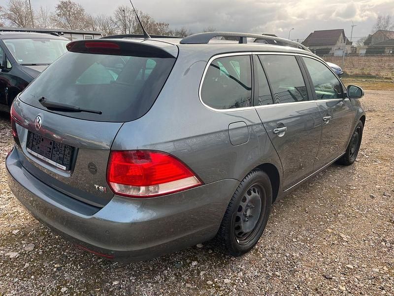 Gebraucht VW Golf V Comfortline 140 PS (102 kW) 2008 Grau Kombi