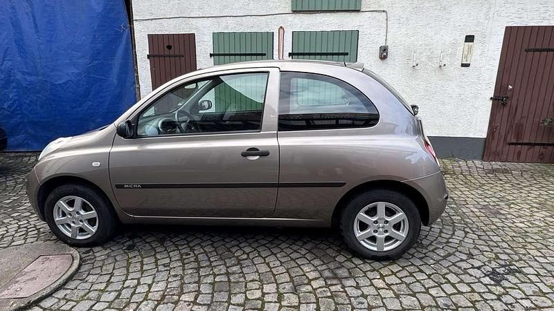 Gebraucht Nissan Micra 65 PS (47 kW) 2006 Braun Kleinwagen