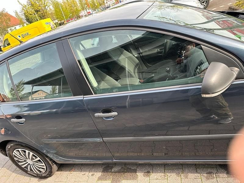 Gebraucht VW Golf V 110 PS (80 kW) 2007 Blau Kleinwagen