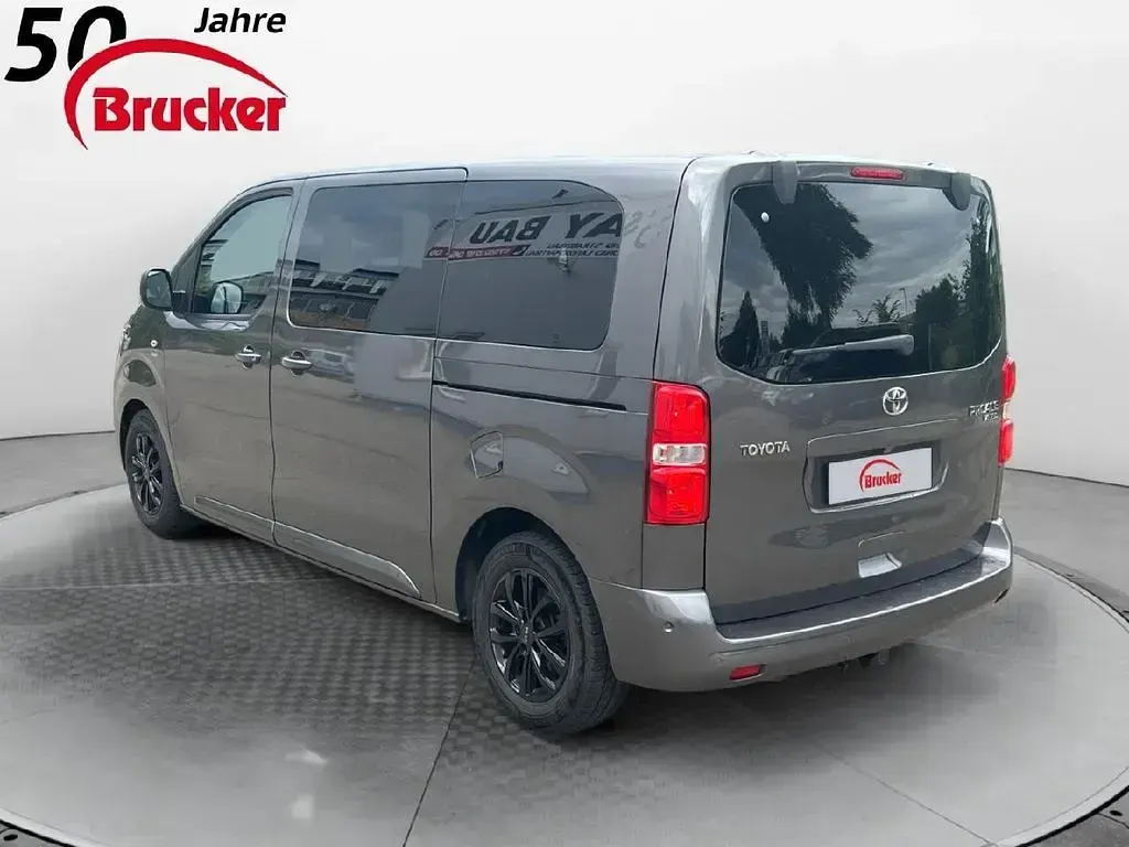 Gebraucht Toyota Proace Verso Executive 177 PS (130 kW) 2022 Basaltgrau metallic Kombi