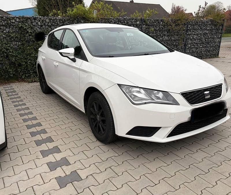Używany Seat Leon ST 110 KM (80 kW) 2017 Biały Kombi