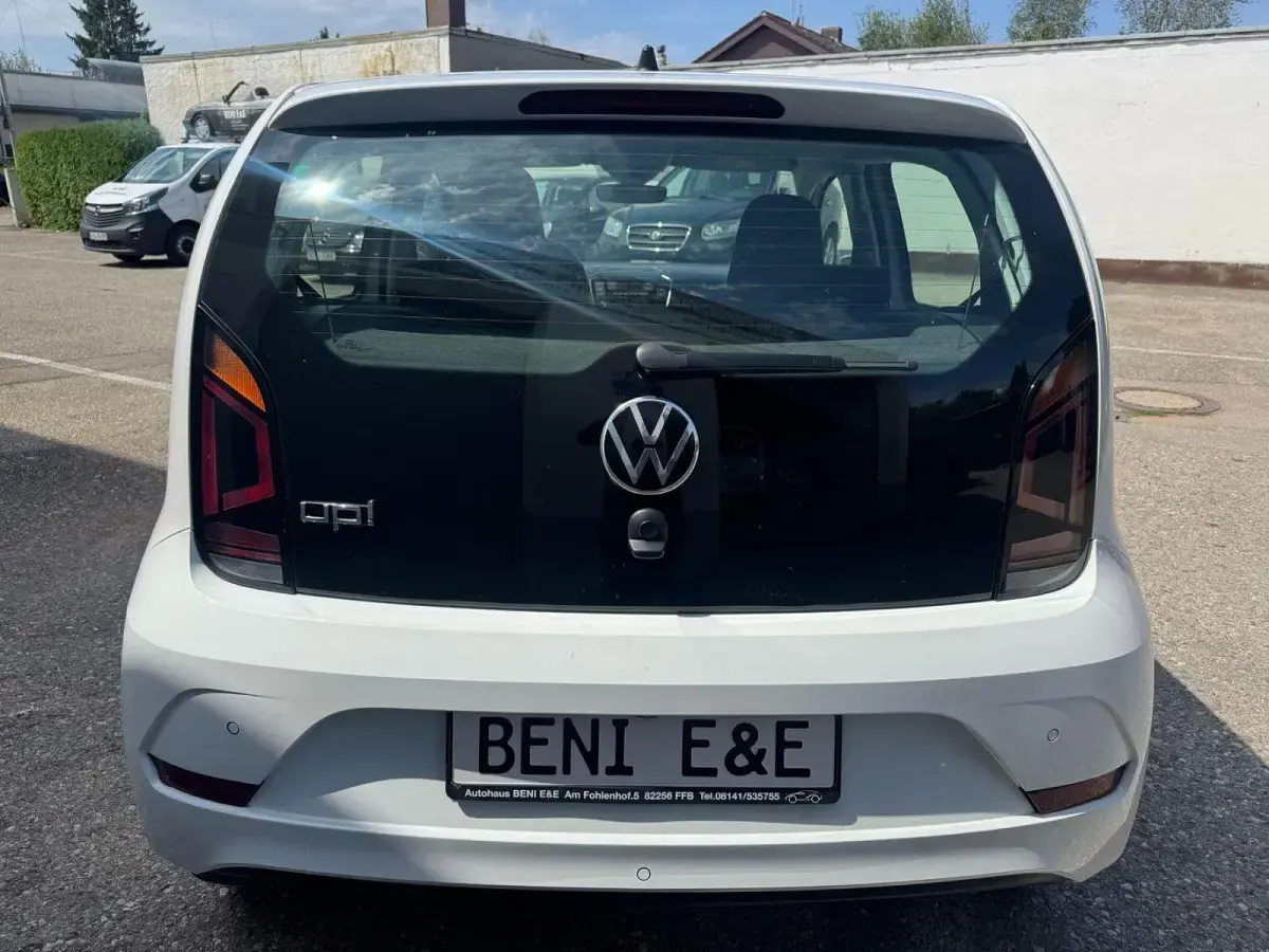 Gebraucht VW up! Basis 65 PS (47 kW) 2022 Weiß Kleinwagen