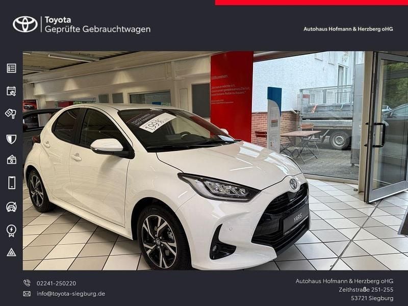 Weiß Neu 2025 Toyota Yaris Hybrid Limousine | 24.990 € (Fairer Preis) - Bild 1/4