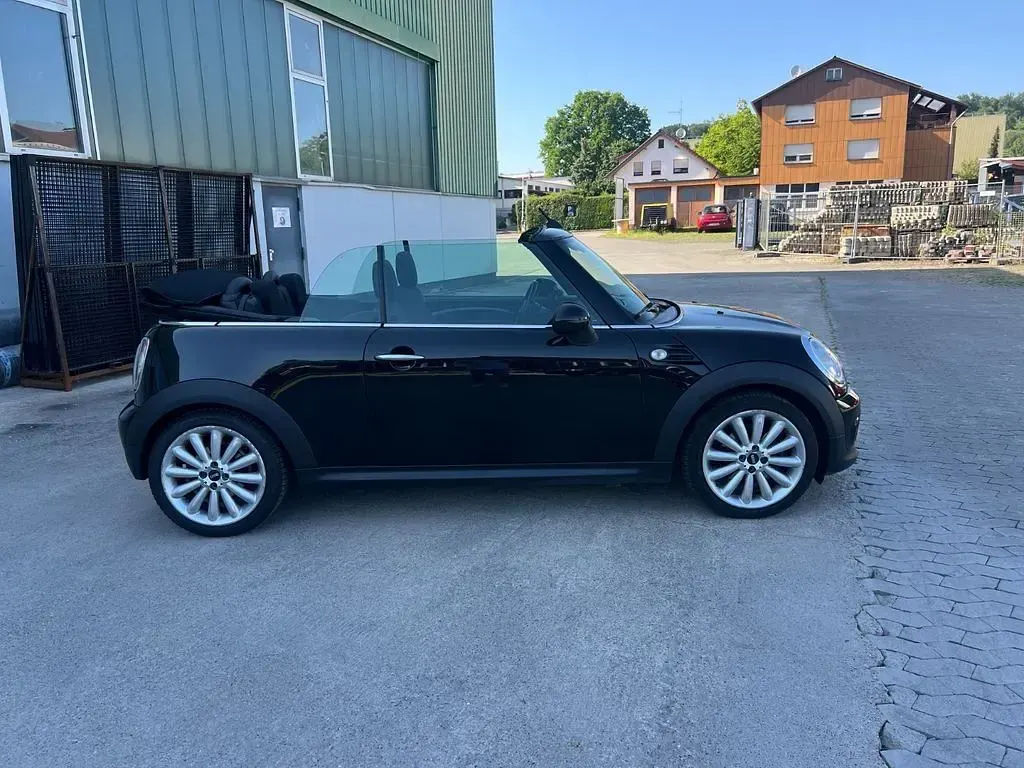 Gebraucht Mini Cooper Cabriolet 122 PS (89 kW) 2012 Schwarz Cabrio