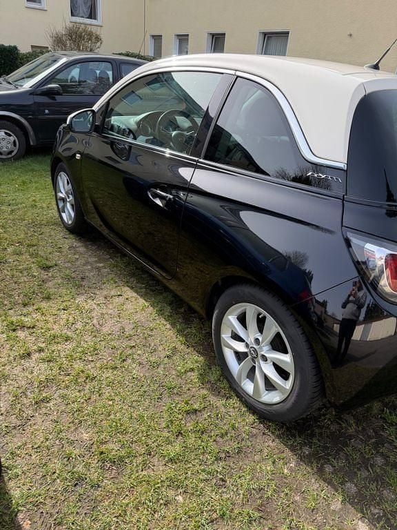 Gebraucht Opel Adam Glam 87 PS (63 kW) 2017 Schwarz Kleinwagen