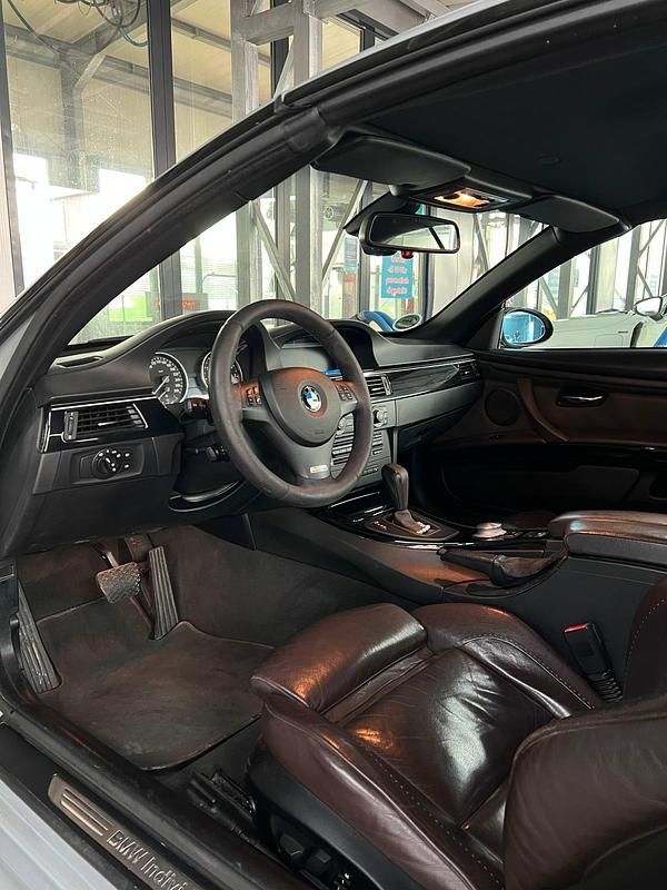 Gebraucht BMW 335 Cabriolet 306 PS (225 kW) 2007 Silber Cabrio