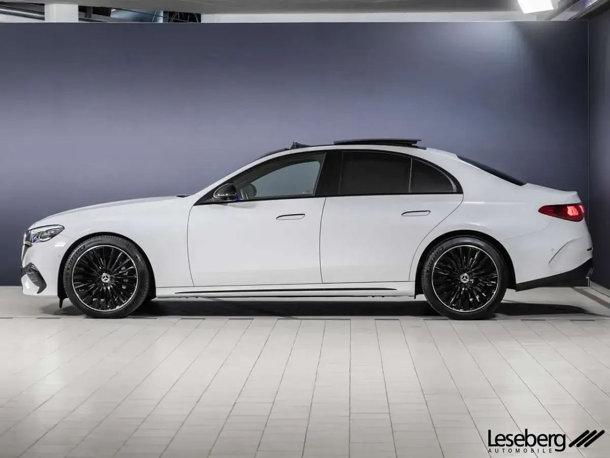 Gebraucht Mercedes E450 AMG 367 PS (269 kW) 2024 Weiß Limousine