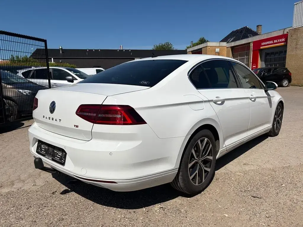 Occasion VW Passat 179 ch (131 kW) 2015 Blanc Berline