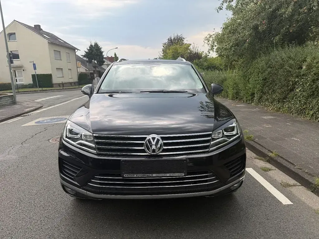 Gebraucht VW Touareg Terrain Tech 262 PS (192 kW) 2016 Schwarz SUV