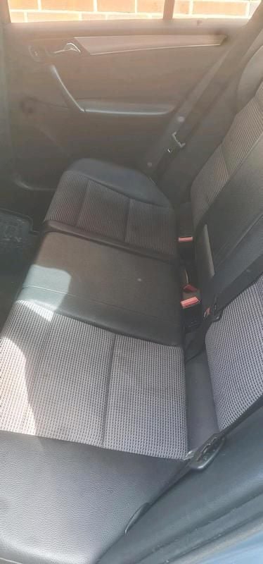 Gebraucht Mercedes 200 122 PS (89 kW) 2007 Grau Kombi