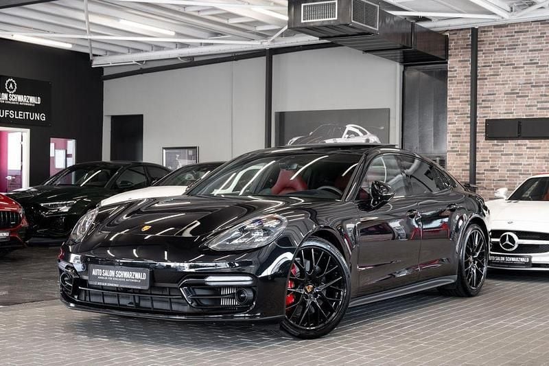 Schwarz Gebraucht 2023 Porsche Panamera GTS Sport Limousine | 146.990 € - Bild 1/4