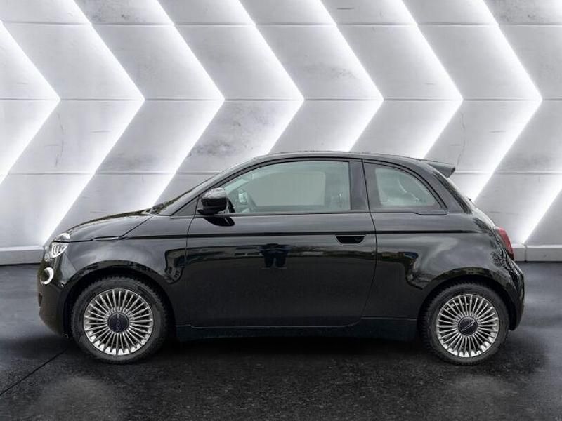 Gebraucht Fiat 500e Icon 86 kW (118 PS) 2023 Schwarz Kleinwagen