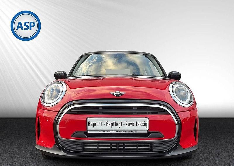 Usado Mini Cooper Classic 136 CV (100 kW) 2023 Rojo Utilitario