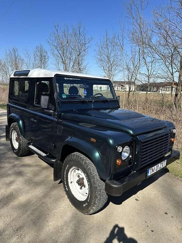 Gebraucht 2014 Land Rover Defender SE SUV | 34.500 € - Bild 1/4