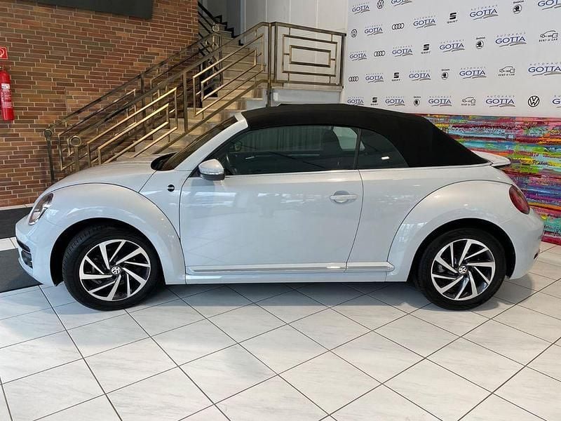 Gebraucht VW Beetle Cabriolet Sound 150 PS (110 kW) 2018 Silber Cabrio