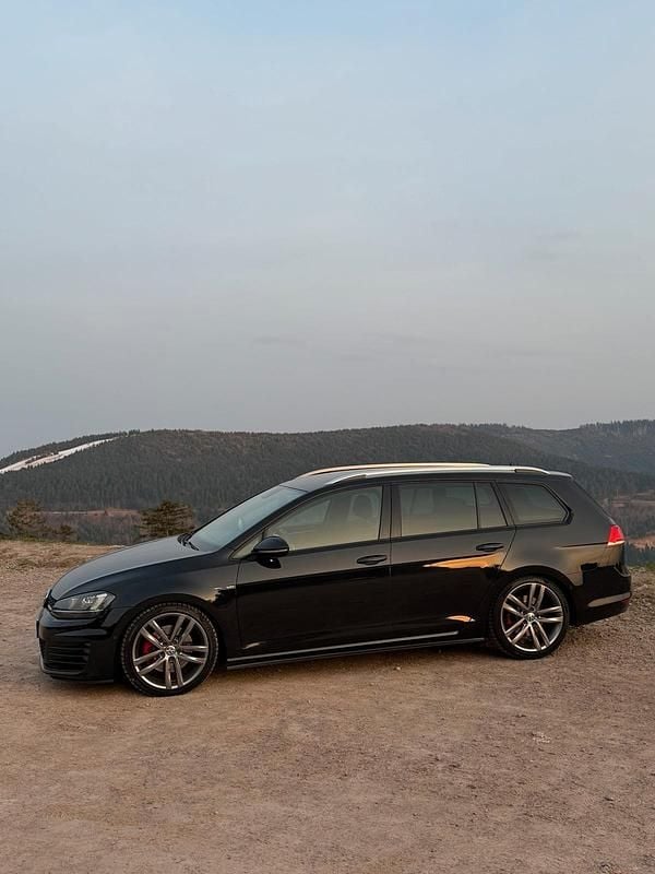 Gebraucht VW Golf VII GTD 184 PS (135 kW) 2015 Schwarz Kombi