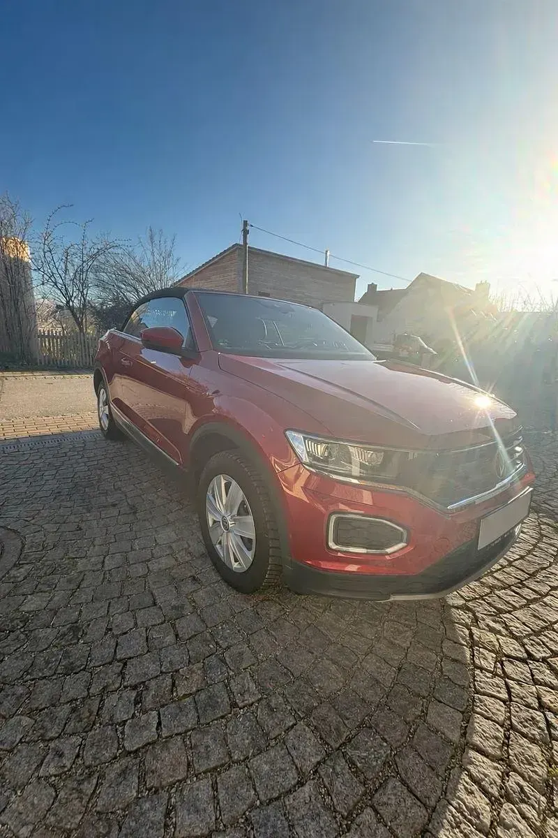 Gebraucht VW T-Roc Cabriolet Style 150 PS (110 kW) 2021 Rot Cabrio
