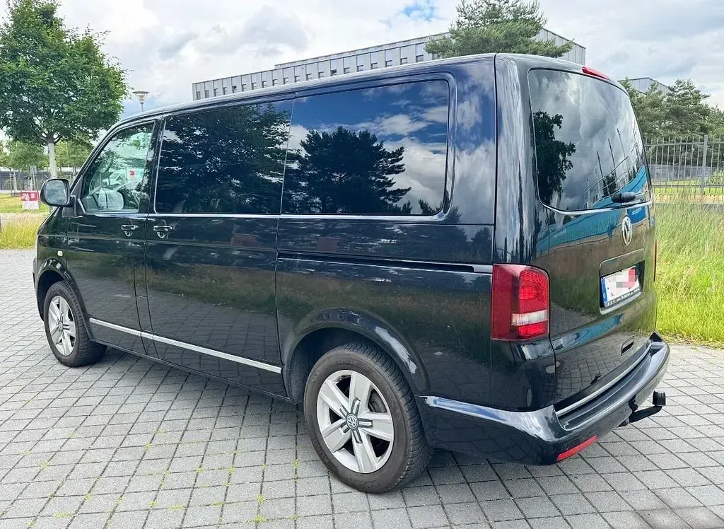 Gebraucht VW Multivan Highline 179 PS (131 kW) 2014 Schwarz Van / Kleinbus