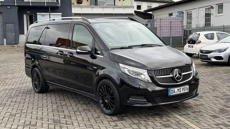 Gebraucht Mercedes V250 Edition 190 PS (139 kW) 2016 Schwarz Van / Kleinbus
