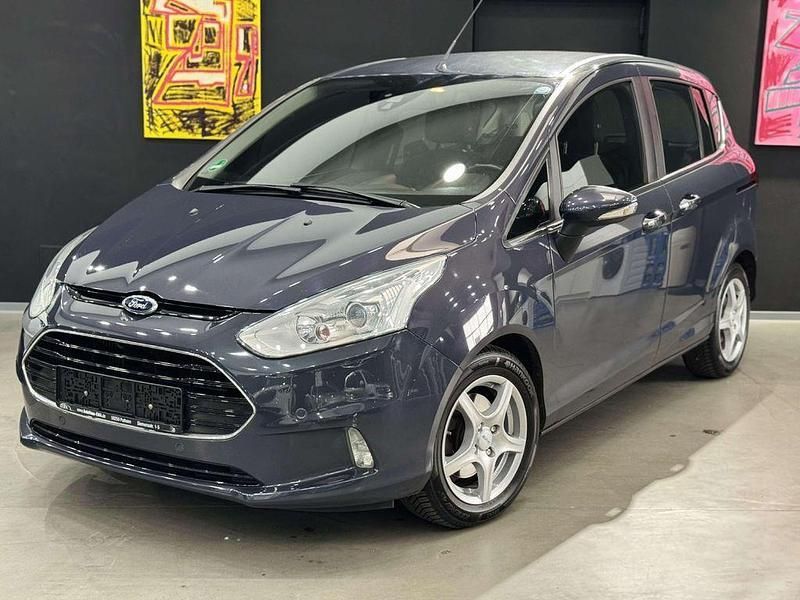 Grau Gebraucht 2014 Ford B-MAX Titanium Van / Kleinbus | 6.490 € (Fairer Preis) - Bild 1/4