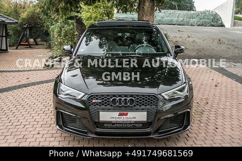 Second-hand Audi RS3 Comfort 367 CP (269 kW) 2015 Negru Berlinǎ