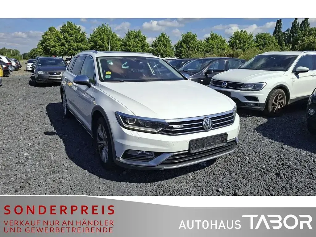 Gebraucht VW Passat 239 PS (175 kW) 2016 Weiß Limousine