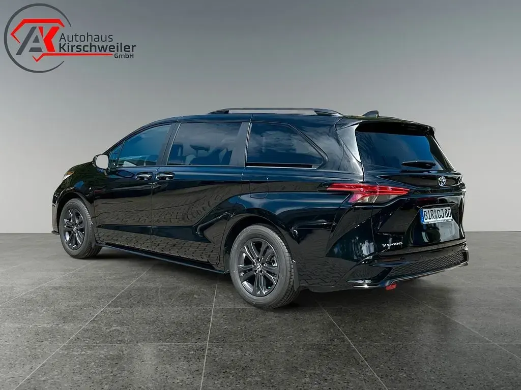 Gebraucht Toyota Sienna XLE 247 PS (181 kW) 2025 Schwarz Van / Kleinbus