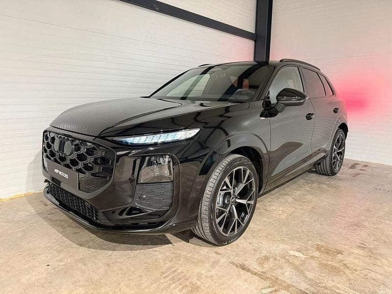 Schwarz Neu 2026 Audi Q3 Sport SUV | 56.900 € (Teuer) - Bild 1/4