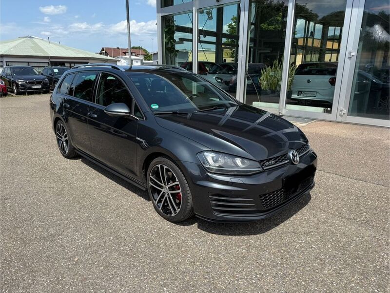 Grau Gebraucht 2016 VW Golf VII GTD Limousine | 12.200 € (Fairer Preis) - Bild 1/4