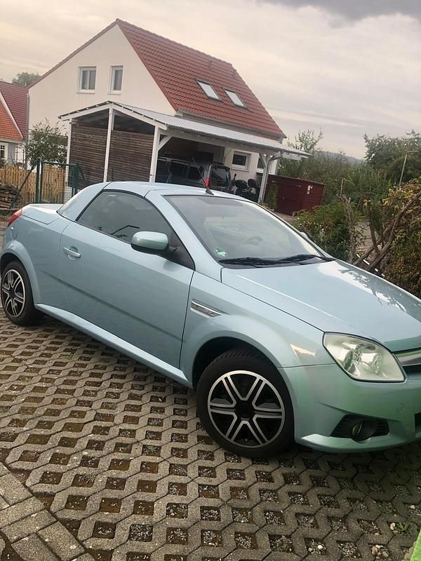 Gebraucht 2010 Opel Tigra Cabrio | 2.999 € (Fairer Preis) - Bild 1/4