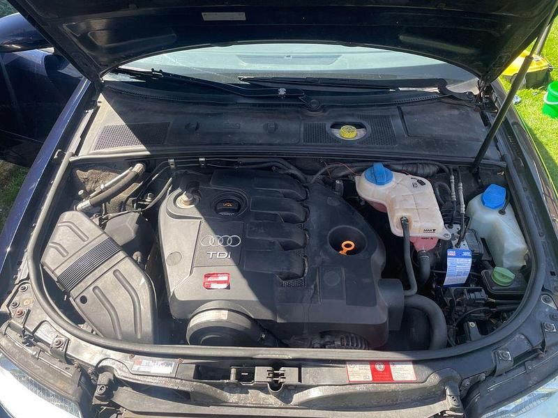 Second-hand Audi A4 101 CP (74 kW) 2003 Albastru Break