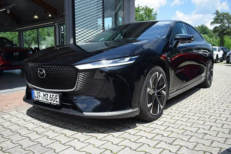 Gebraucht Mazda 6e Takumi-Line 189 kW (258 PS) 2026 Schwarz Limousine