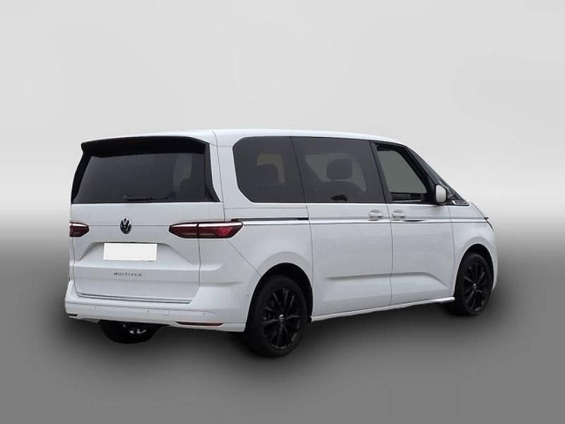 Usata VW Multivan Style 150 CV (110 kW) 2025 Bianco Monovolume