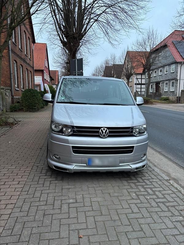 Usata VW Multivan Highline 140 CV (102 kW) 2014 Grigio Monovolume