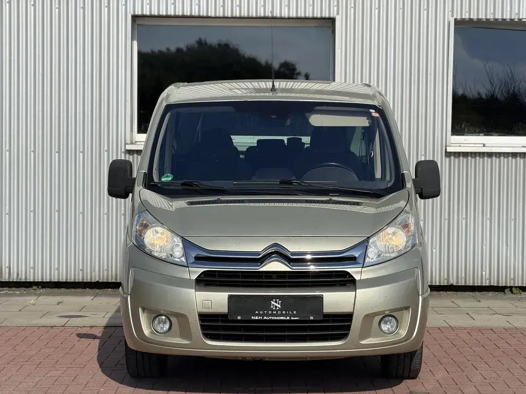 Gebraucht Citroën Jumpy Exclusive 163 PS (119 kW) 2014 Lack golden white/metalliclac Van / Kleinbus
