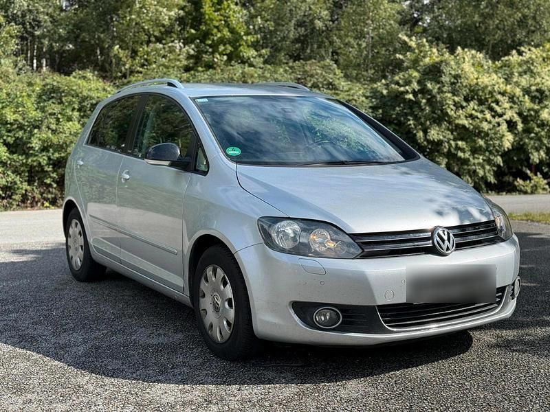 Silber Gebraucht 2012 VW Golf VI Style Limousine | 3.300 € (Superpreis) - Bild 1/4