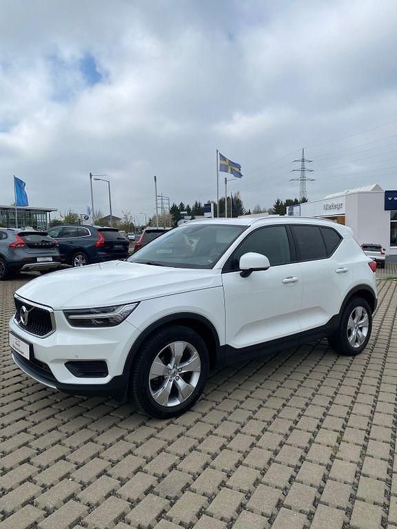 Gebraucht Volvo XC40 Momentum 156 PS (114 kW) 2018 Weiß SUV