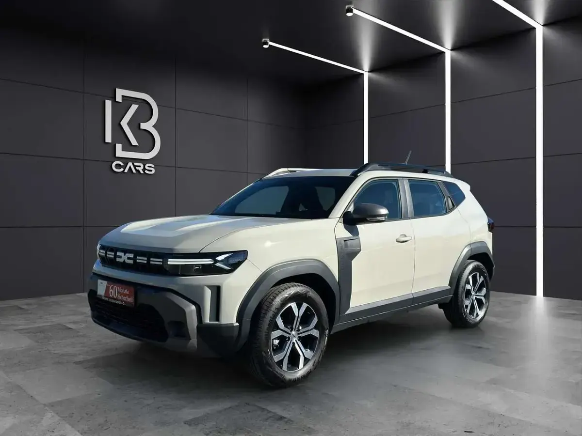 Gebraucht Dacia Duster Expression 141 PS (103 kW) 2025 Sandsteinbeige SUV