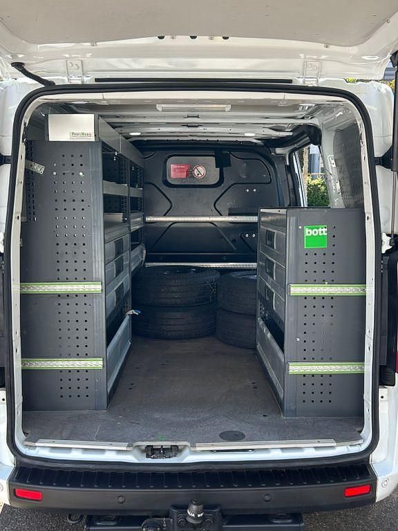 Weiß Gebraucht 2018 Ford Transit Custom Limousine | 19.990 € (Guter Preis) - Bild 1/4