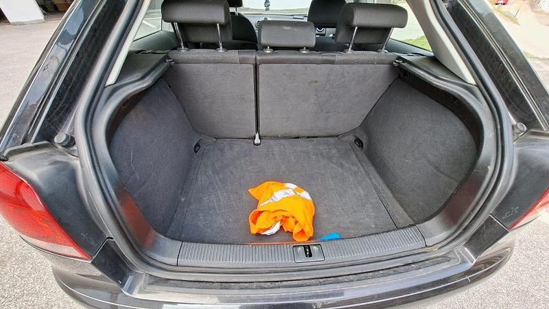 Gebraucht Audi A3 Ambiente 116 PS (85 kW) 2006 Schwarz Kleinwagen