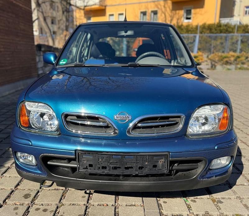 Gebraucht Nissan Micra 82 PS (60 kW) 2002 Blau Kleinwagen