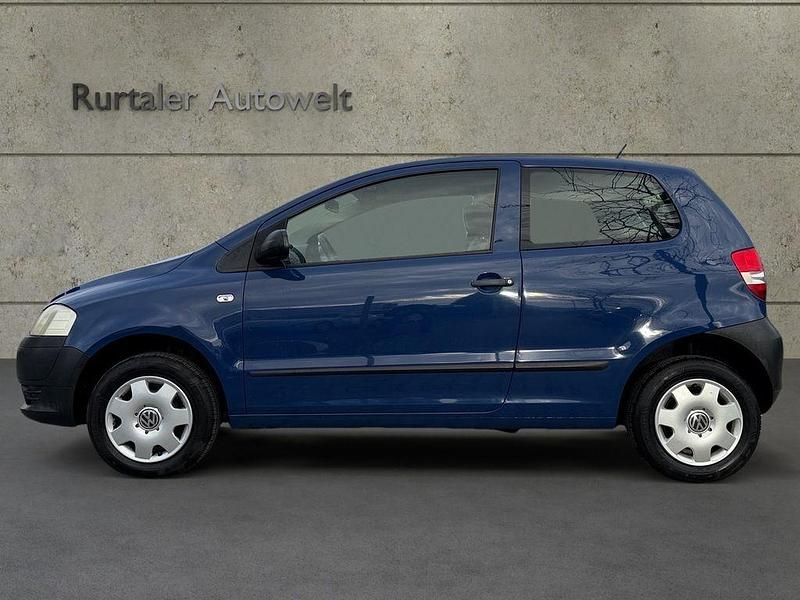 Gebraucht VW Fox Basis 54 PS (39 kW) 2007 Blau Kleinwagen
