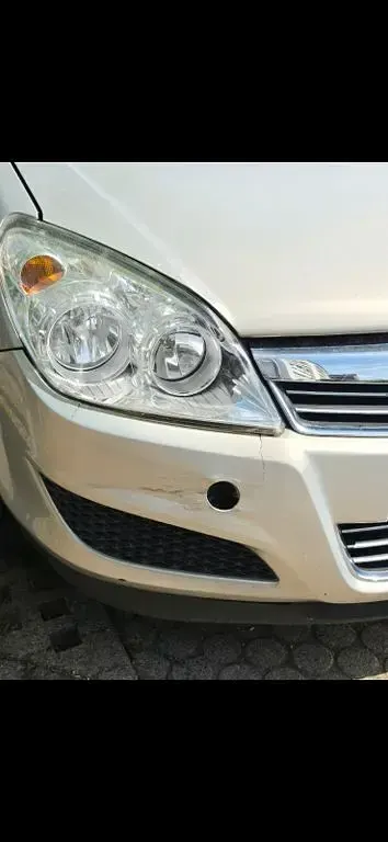 Gebraucht Opel Astra Edition 116 PS (85 kW) 2008 Beige Limousine