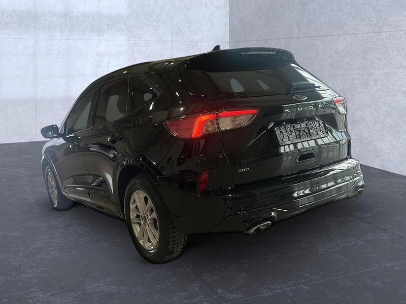 Gebraucht Ford Kuga ST-Line 150 PS (110 kW) 2022 Obsidianschwarz (metallic) SUV