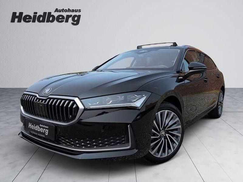 Andere Gebraucht 2024 Skoda Superb LAURIN & KLEMENT Kombi | 37.550 € - Bild 1/4
