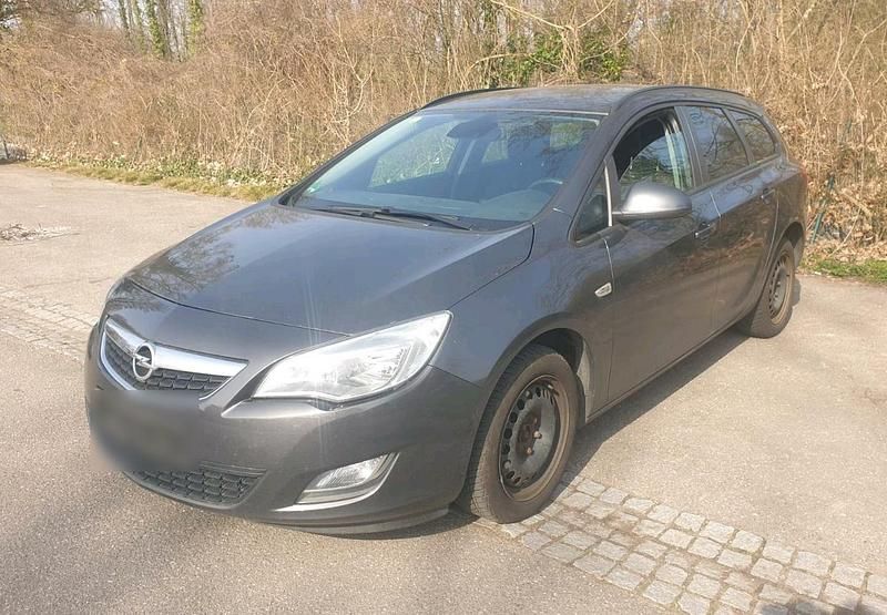 Gebraucht Opel Astra 125 PS (91 kW) 2011 Grau Kombi