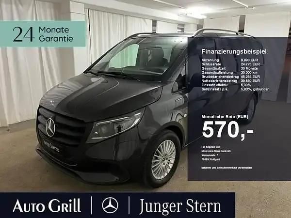 Graphitgrau metallic Gebraucht 2024 Mercedes e-Vito Van / Kleinbus | 48.779 € (Fairer Preis) - Bild 1/4