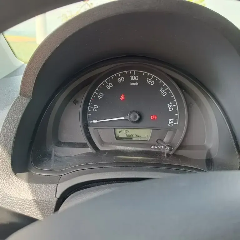 Gebraucht Skoda Citigo Active 60 PS (44 kW) 2014 Schwarz Kleinwagen
